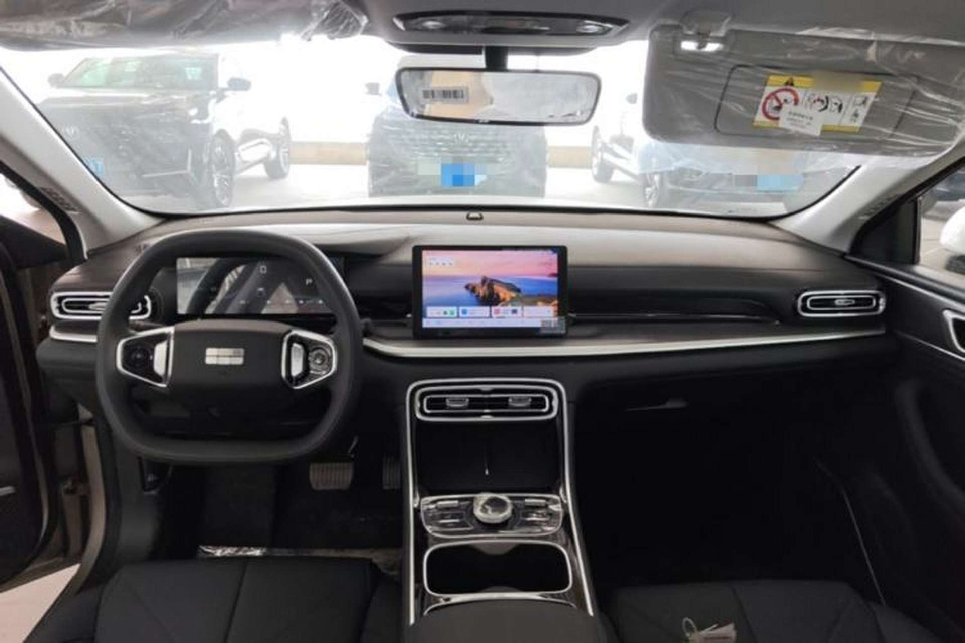 Used Geely Galaxy Stellar 6 2026 Model 125km Free-Style Edition Center Console