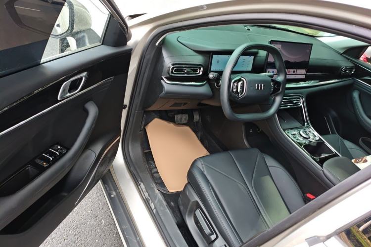 Used Geely Galaxy Stellar 6 2026 Model 125km Long-range Edition Driver Seat