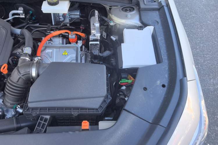 Used Geely Galaxy Stellar 6 2026 Model 60km Sailing Edition Engine Bay Left