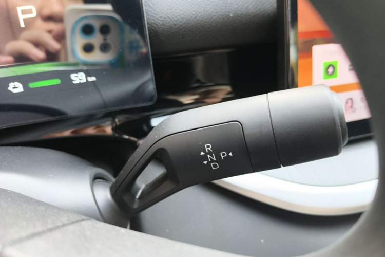 Used Geely Galaxy Stellar 6 2026 Model 60km Sailing Edition Gear Lever