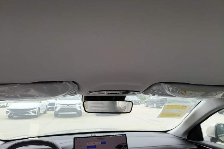 Used Geely Galaxy Stellar 6 2026 Model 125km Long-range Edition Headliner