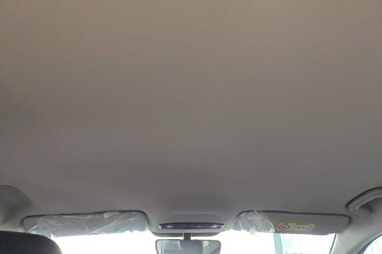 Used Geely Galaxy Stellar 6 2026 Model 125km Free-Style Edition Headliner
