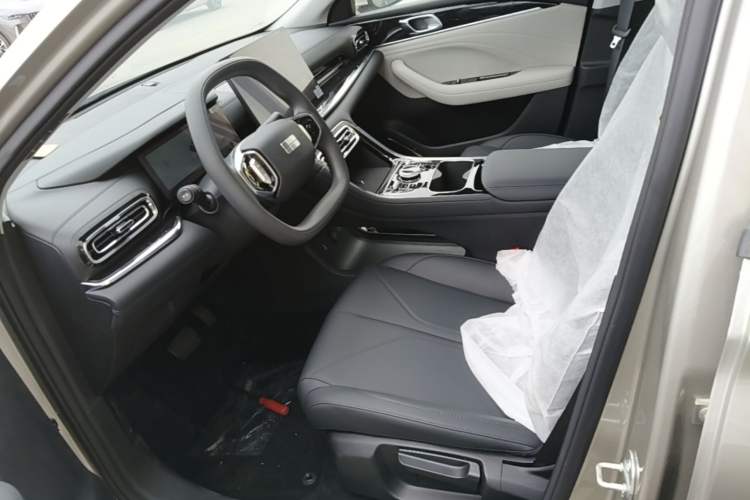 Used Geely Galaxy Stellar 6 2026 Model 125km Long-range Edition Left Front Seat