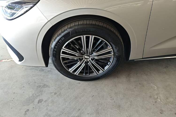 Used Geely Galaxy Stellar 6 2026 Model 125km Exploration+ Edition Left Front Wheel Hub