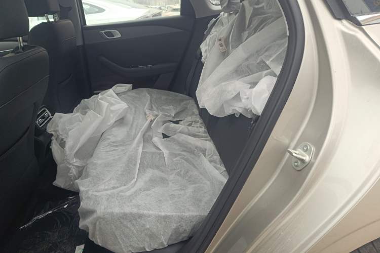 Used Geely Galaxy Stellar 6 2026 Model 60km Sailing Edition Left Rear Seat