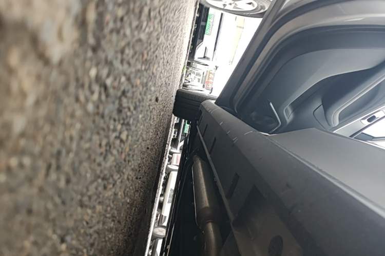 Used Geely Galaxy Stellar 6 2026 Model 60km Sailing Edition Left Side Sill