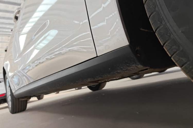Used Geely Galaxy Stellar 6 2026 Model 125km Free-Style Edition Right Side Sill