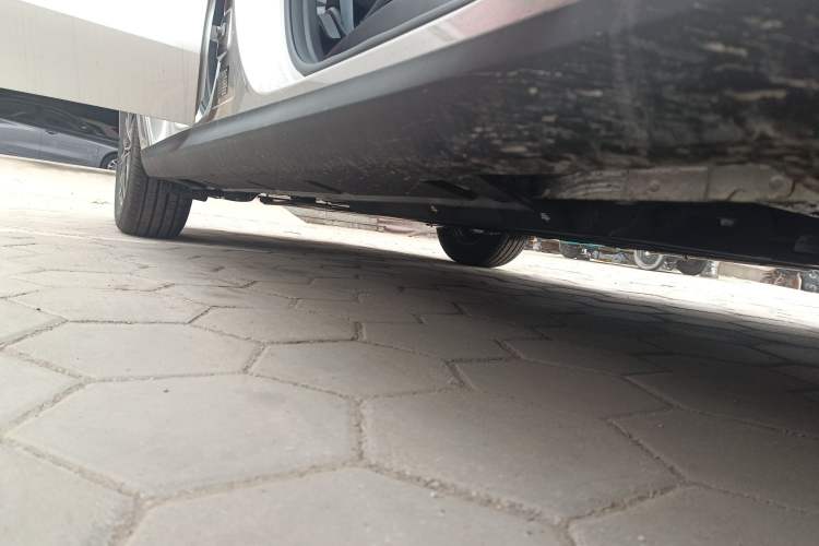 Used Geely Galaxy Stellar 6 2026 Model 60km Sailing Edition Right Side Sill