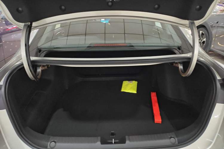 Used Geely Galaxy Stellar 6 2026 Model 60km Exploration Edition Trunk