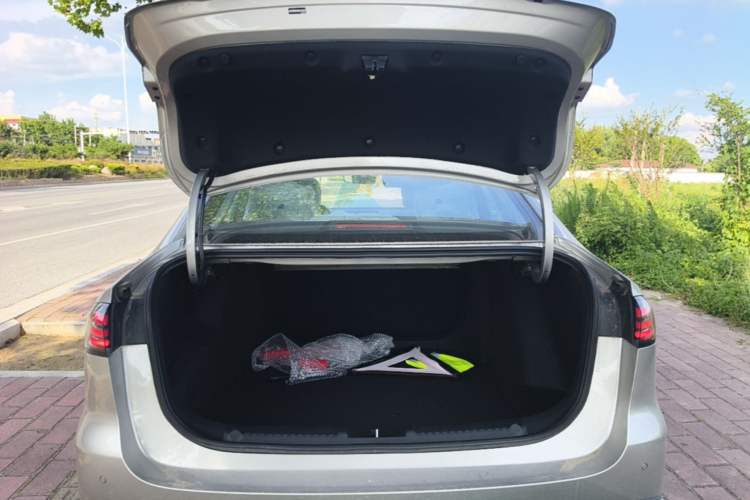 Used Geely Galaxy Stellar 6 2026 Model 125km Free-Style Edition Trunk