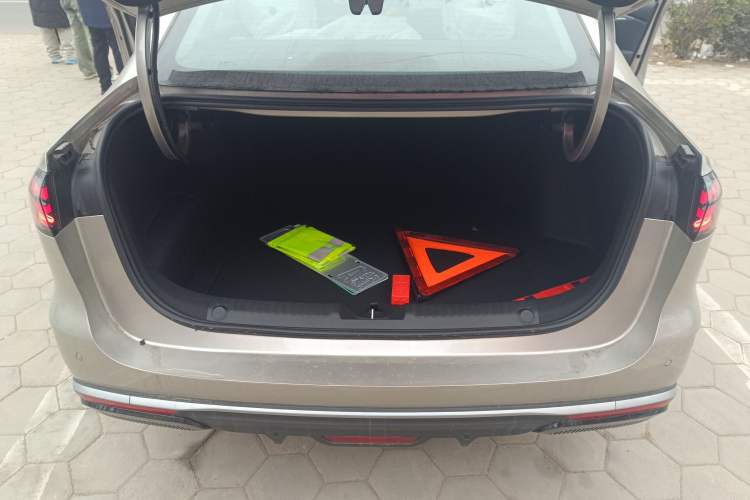 Used Geely Galaxy Stellar 6 2026 Model 60km Sailing Edition Trunk