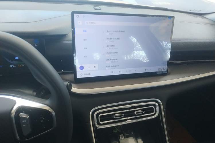 Used Geely Galaxy Stellar 6 2026 Model 60km Sailing Edition Audio And AC Panel
