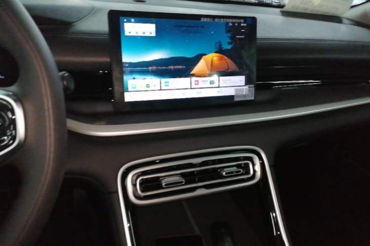 Used Geely Galaxy Stellar 6 2026 Model 125km Free-Style Edition Audio And AC Panel