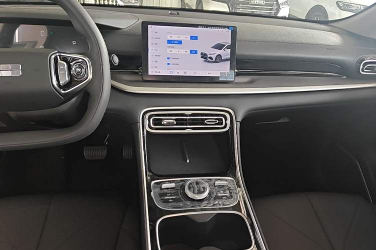 Used Geely Galaxy Stellar 6 2026 Model 125km Free-Style Edition Audio And AC Panel