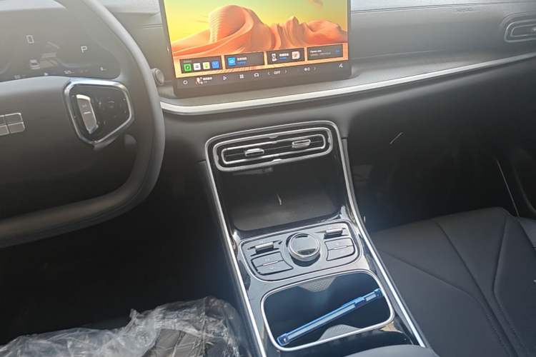 Used Geely Galaxy Stellar 6 2026 Model 60km Sailing Edition Audio And AC Panel