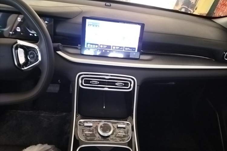 Used Geely Galaxy Stellar 6 2026 Model 125km Free-Style Edition Audio And AC Panel