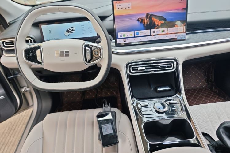 Used Geely Galaxy Stellar 6 2026 Model 125km Exploration+ Edition Center Console