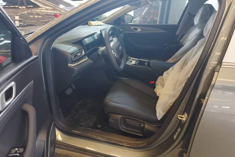 Used Geely Galaxy Stellar 6 2026 Model 125km Free-Style Edition Driver Seat