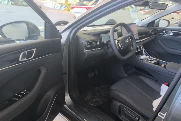 Used Geely Galaxy Stellar 6 2026 Model 125km Long-range Edition Driver Seat
