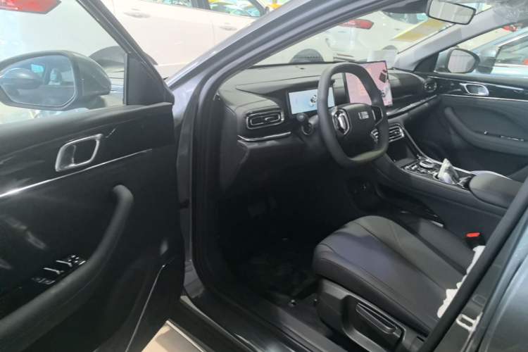 Used Geely Galaxy Stellar 6 2026 Model 125km Long-range Edition Driver Seat