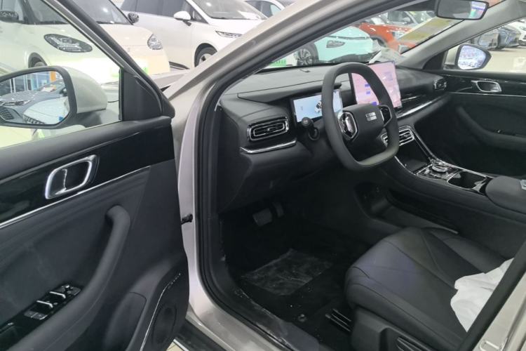 Used Geely Galaxy Stellar 6 2026 Model 125km Long-range Edition Driver Seat