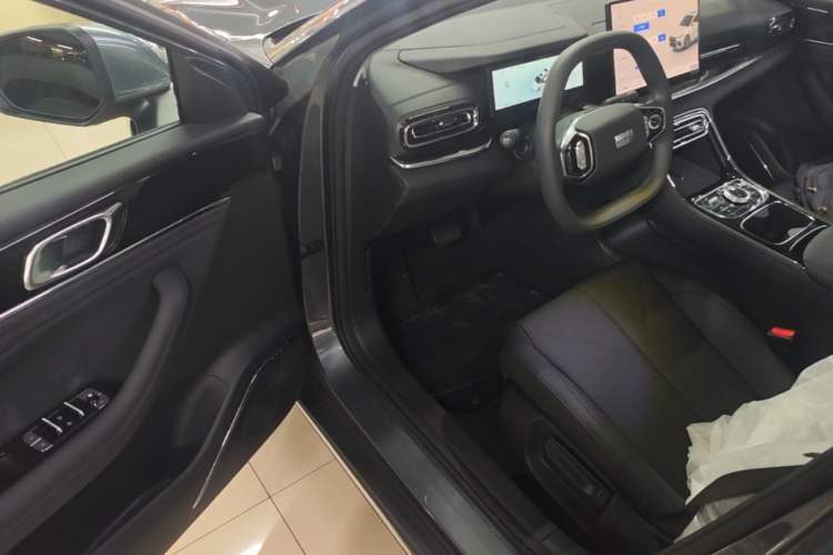 Used Geely Galaxy Stellar 6 2026 Model 125km Long-range Edition Driver Seat