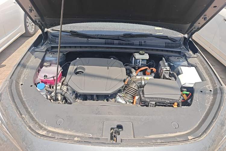Used Geely Galaxy Stellar 6 2026 Model 60km Free-Style Edition Engine Bay