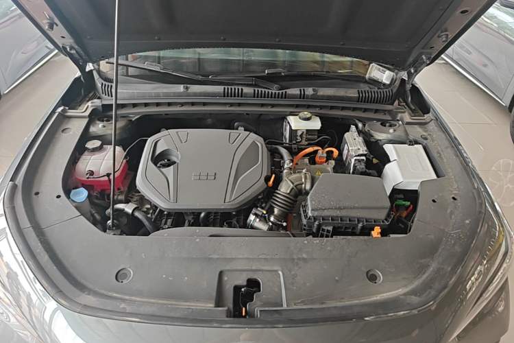 Used Geely Galaxy Stellar 6 2026 Model 125km Free-Style Edition Engine Bay