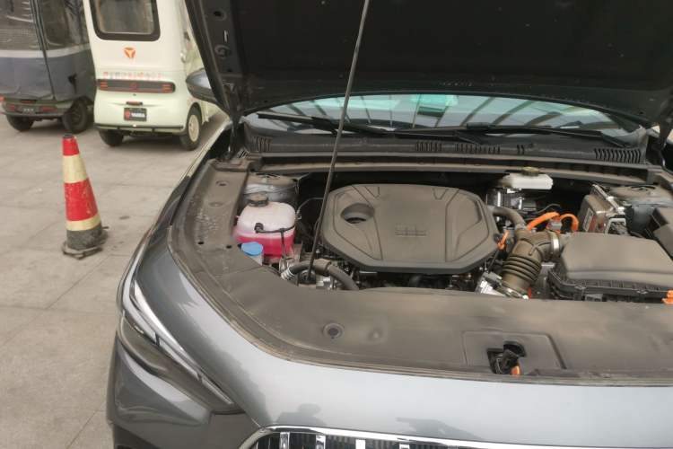 Used Geely Galaxy Stellar 6 2026 Model 125km Long-range Edition Engine Bay Right