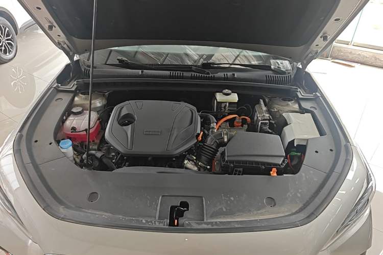 Used Geely Galaxy Stellar 6 2026 Model 125km Free-Style Edition Engine Bay