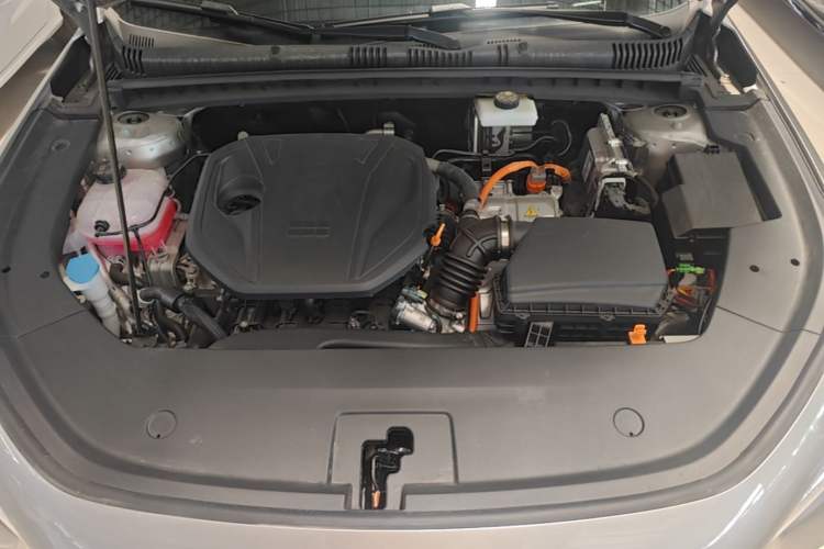 Used Geely Galaxy Stellar 6 2026 Model 125km Long-range Edition Engine Bay