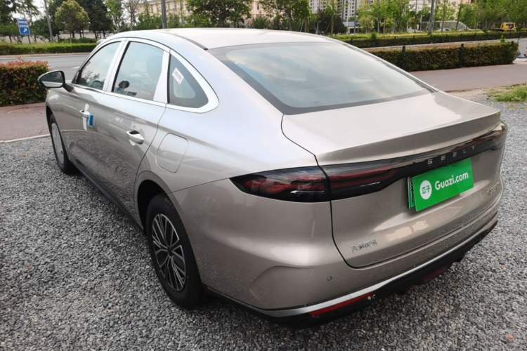 Used Geely Galaxy Stellar 6 2026 Model 125km Free-Style Edition Exterior 2