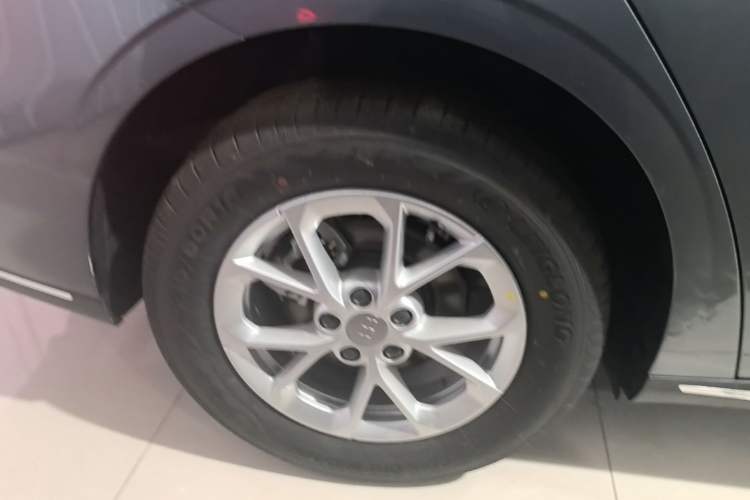 Used Geely Galaxy Stellar 6 2026 Model 125km Long-range Edition Exterior 5