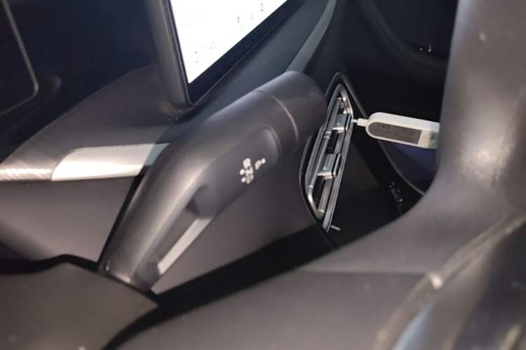 Used Geely Galaxy Stellar 6 2026 Model 60km Sailing Edition Gear Lever