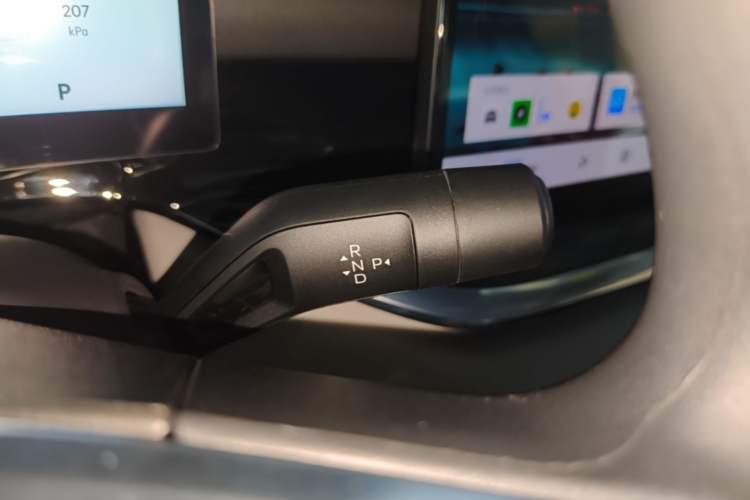 Used Geely Galaxy Stellar 6 2026 Model 125km Long-range Edition Gear Lever