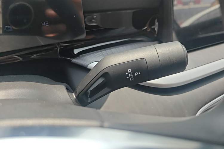 Used Geely Galaxy Stellar 6 2026 Model 60km Free-Style Edition Gear Lever