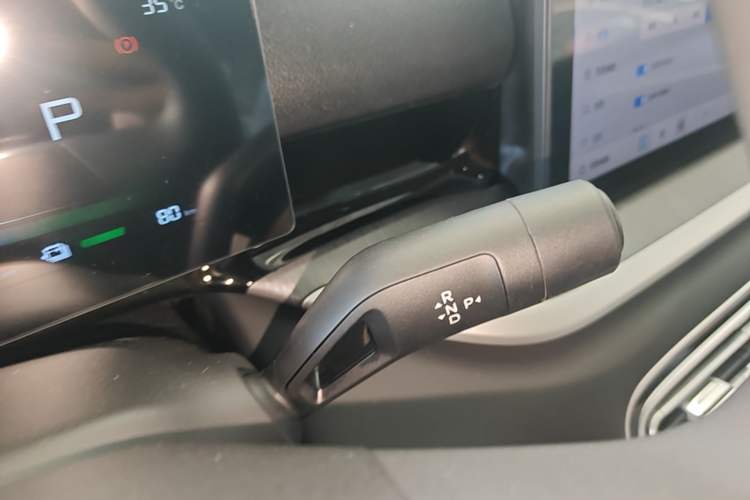 Used Geely Galaxy Stellar 6 2026 Model 125km Free-Style Edition Gear Lever