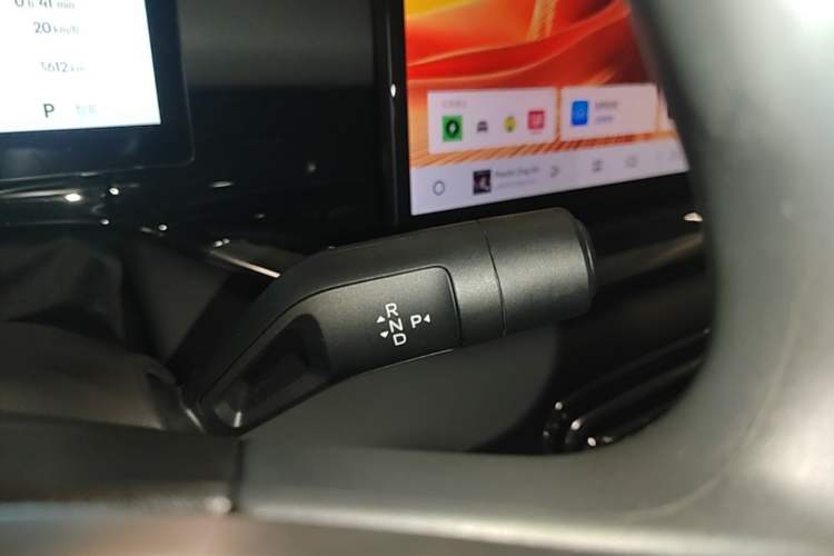 Used Geely Galaxy Stellar 6 2026 Model 125km Long-range Edition Gear Lever