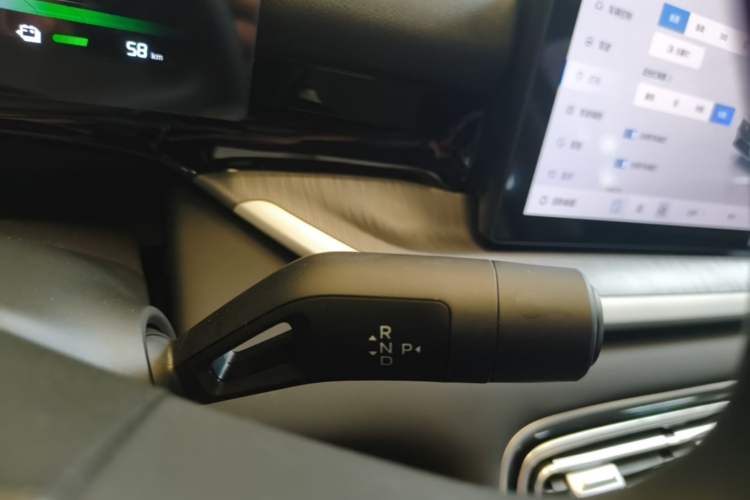 Used Geely Galaxy Stellar 6 2026 Model 125km Free-Style Edition Gear Lever