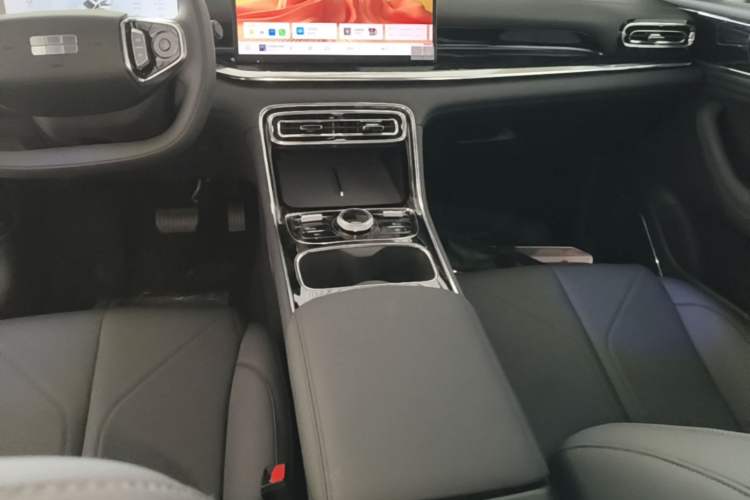 Used Geely Galaxy Stellar 6 2026 Model 125km Long-range Edition Gear Lever