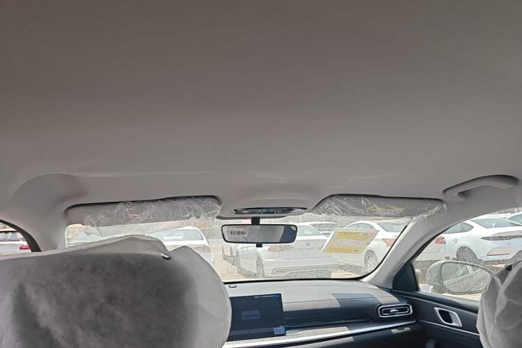 Used Geely Galaxy Stellar 6 2026 Model 60km Free-Style Edition Headliner