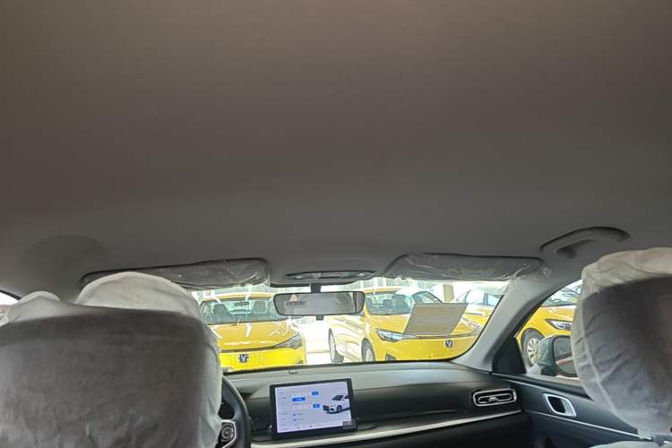 Used Geely Galaxy Stellar 6 2026 Model 125km Free-Style Edition Headliner