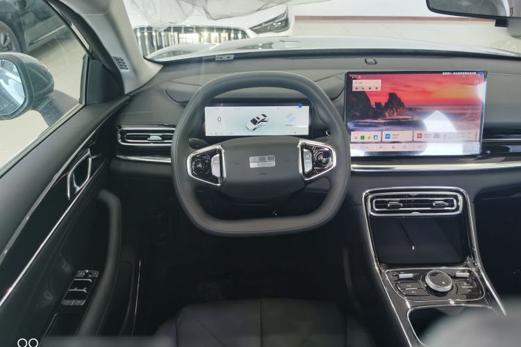 Used Geely Galaxy Stellar 6 2026 Model 125km Long-range Edition Interior 4