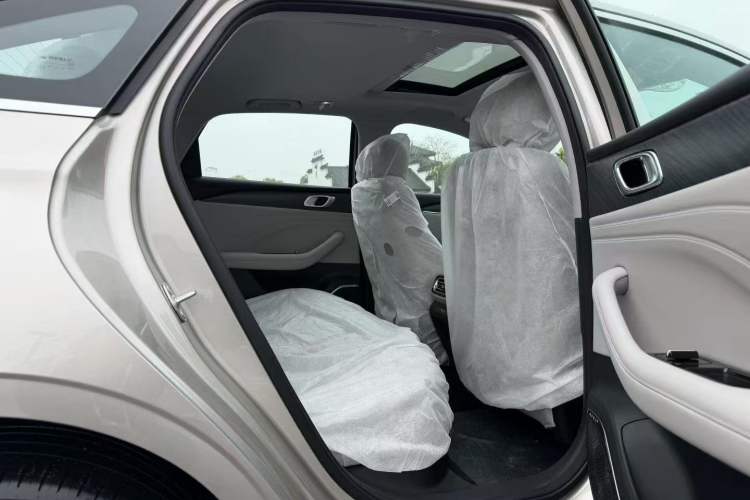 Used Geely Galaxy Stellar 6 2026 Model 125km Exploration+ Edition Interior 5