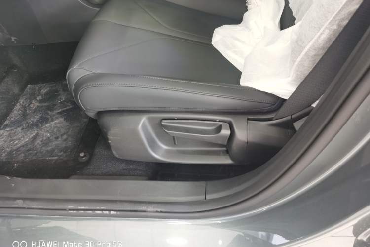 Used Geely Galaxy Stellar 6 2026 Model 125km Long-range Edition Interior 6