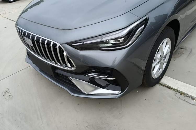Used Geely Galaxy Stellar 6 2026 Model 125km Long-range Edition Left Front Headlight
