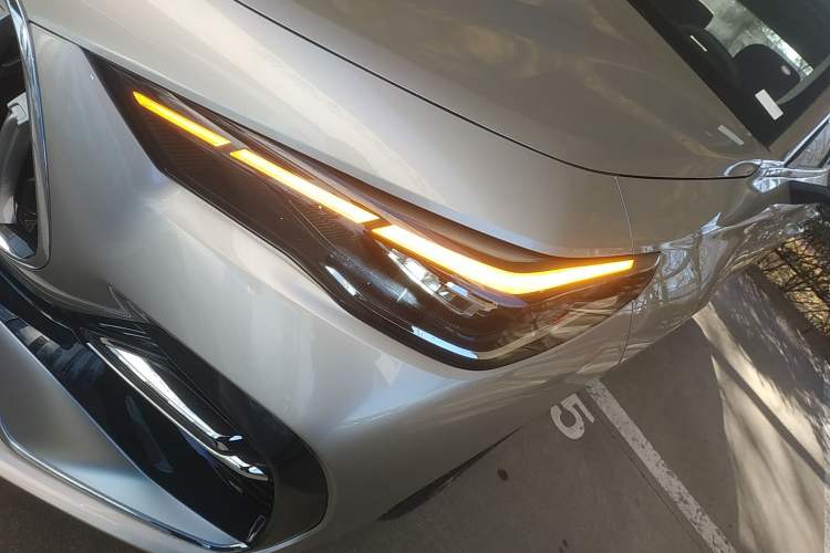 Used Geely Galaxy Stellar 6 2026 Model 60km Sailing Edition Left Front Headlight
