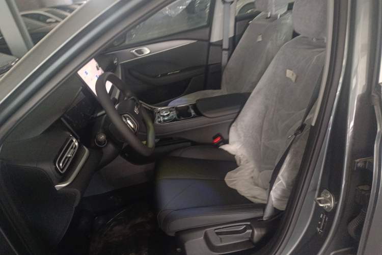 Used Geely Galaxy Stellar 6 2026 Model 60km Sailing Edition Left Front Seat
