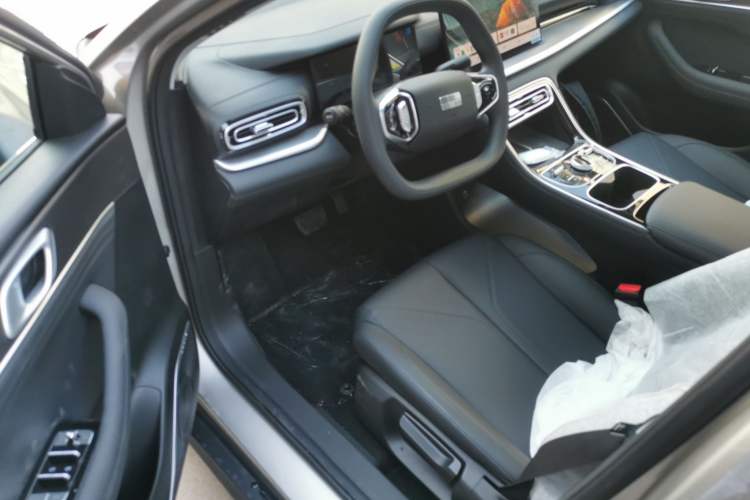 Used Geely Galaxy Stellar 6 2026 Model 60km Sailing Edition Left Front Seat