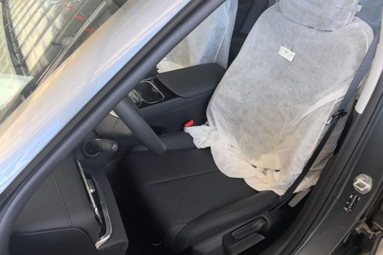 Used Geely Galaxy Stellar 6 2026 Model 125km Long-range Edition Left Front Seat